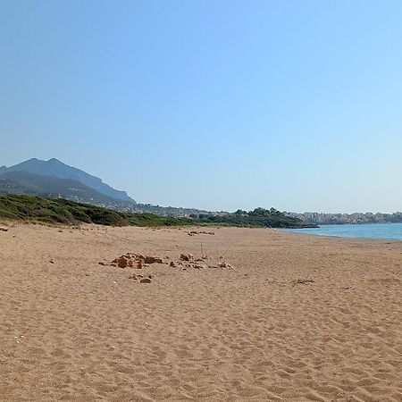 Tzanetos Seaside Villa Kyparissia Buitenkant foto