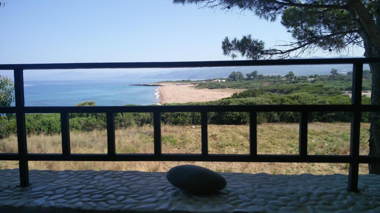 Tzanetos Seaside Villa Kyparissia Buitenkant foto