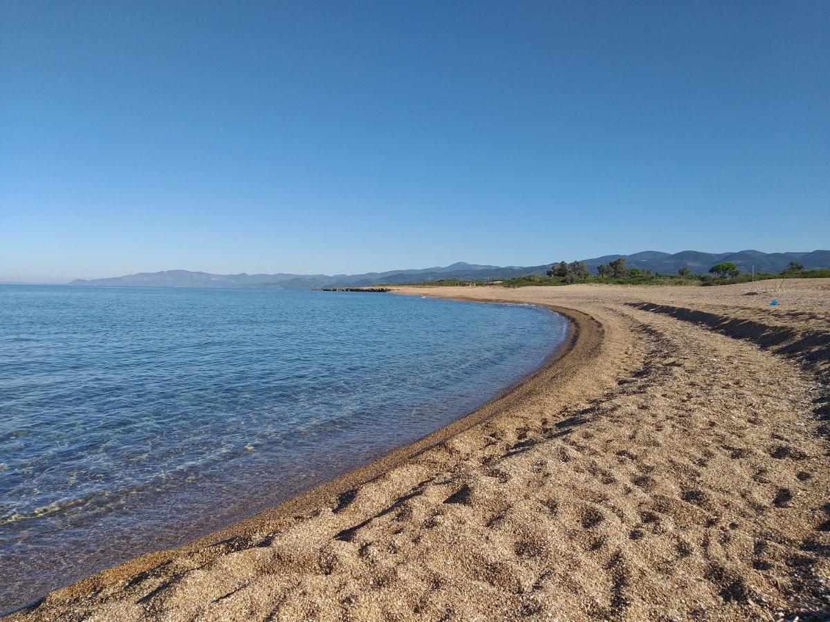 Tzanetos Seaside Villa Kyparissia Buitenkant foto
