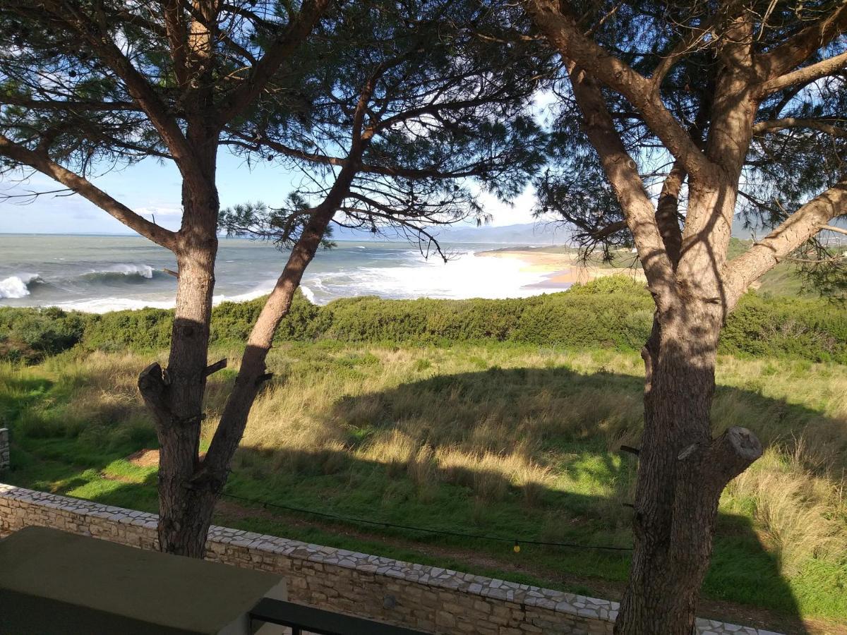 Tzanetos Seaside Villa Kyparissia Buitenkant foto